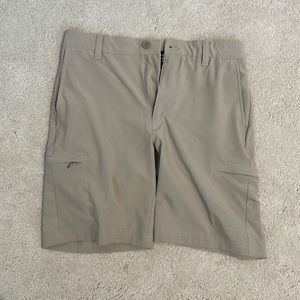 IZOD Khaki Golf Shorts - 30 Waist